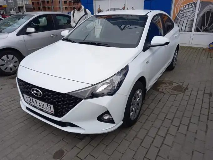 Hyundai Solaris