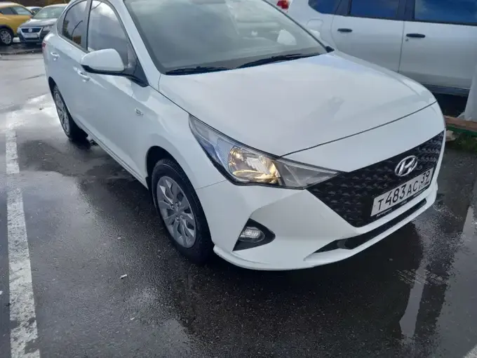 Hyundai Solaris