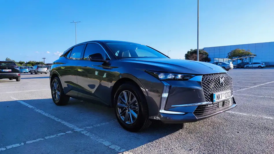 DS 4