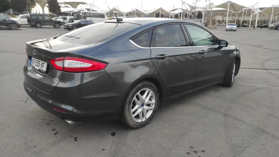 Ford Fusion