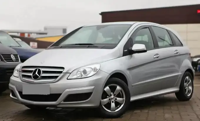 Mercedes B 150