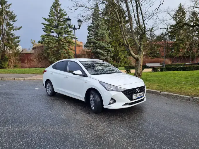 Hyundai Solaris