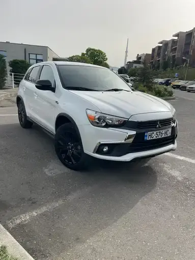 Mitsubishi Outlander Sport