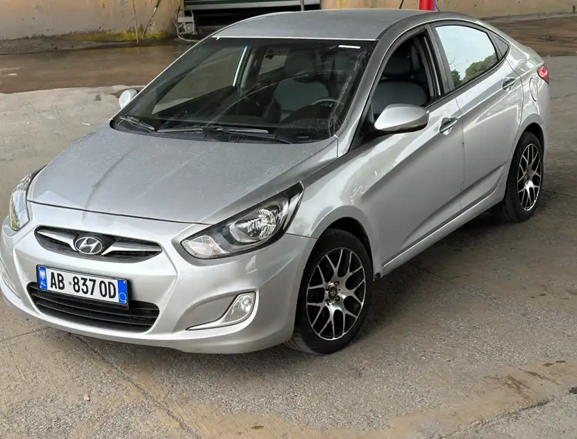 Hyundai Accent