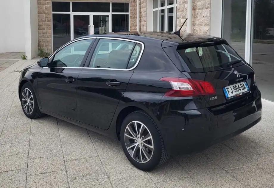 Peugeot 308
