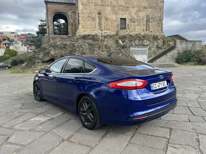 Ford Fusion