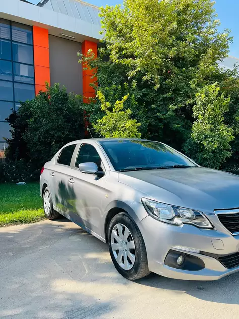 Peugeot 301