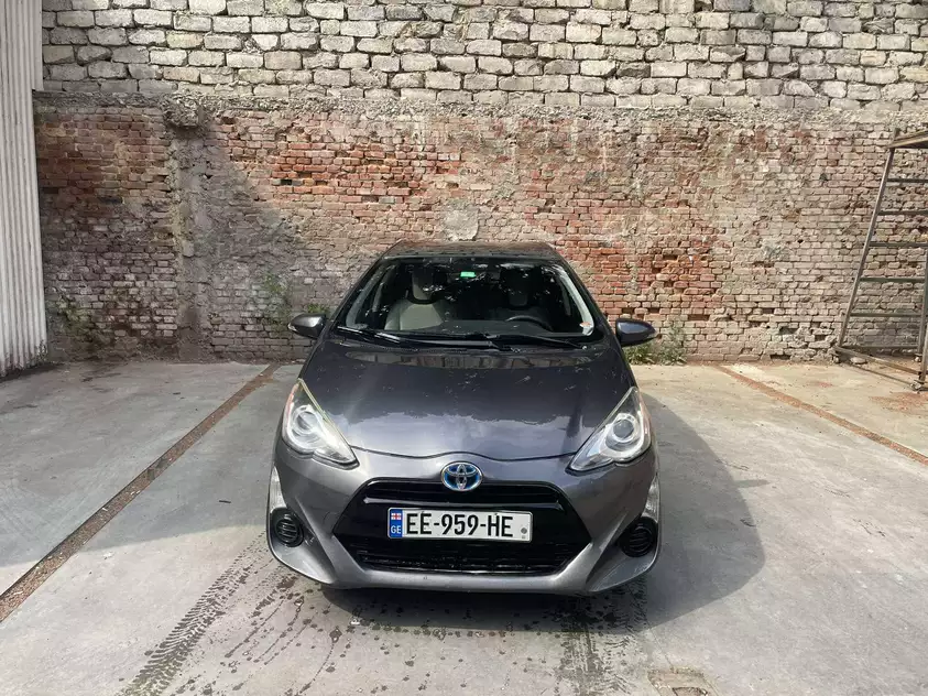 Toyota Prius C