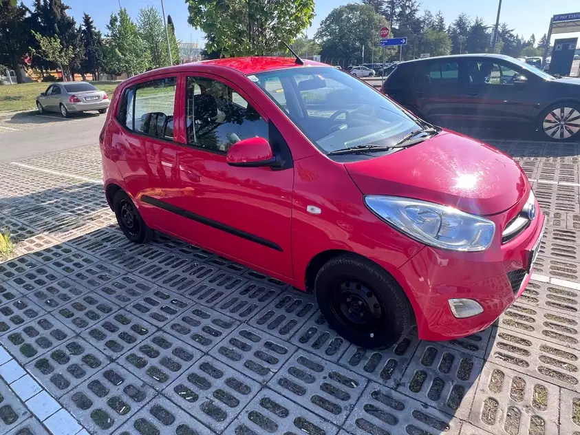 Hyundai i10