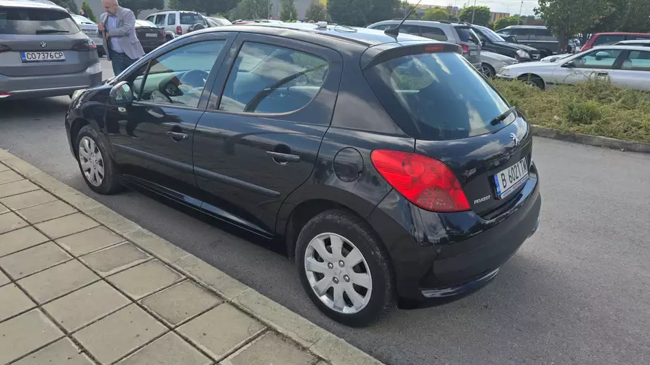 Peugeot 207