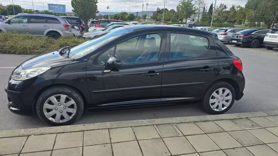 Peugeot 207