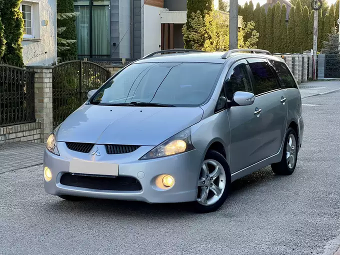Mitsubishi Grandis