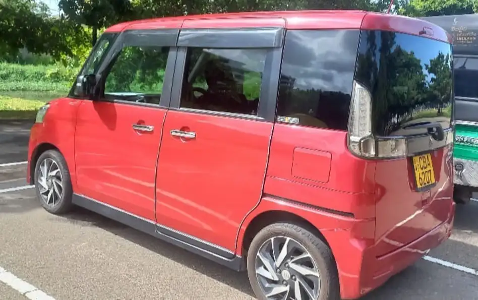 Suzuki Spacia