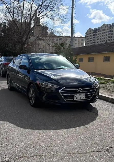 Hyundai Elantra