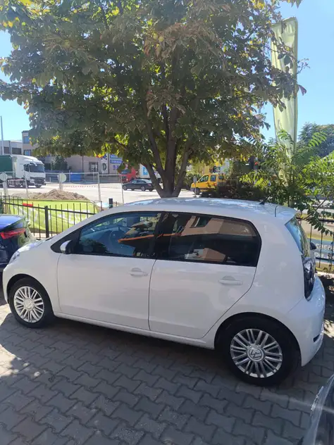 Volkswagen Up