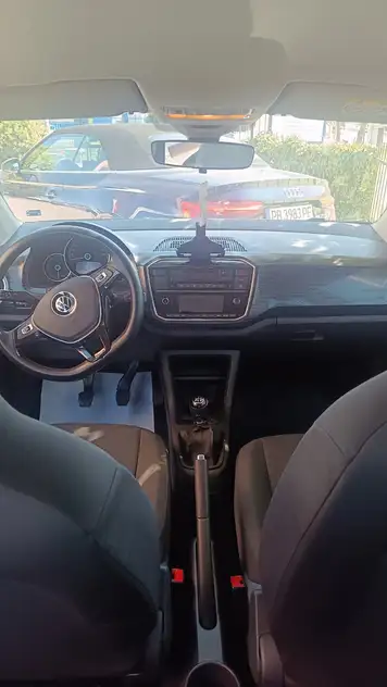 Volkswagen Up
