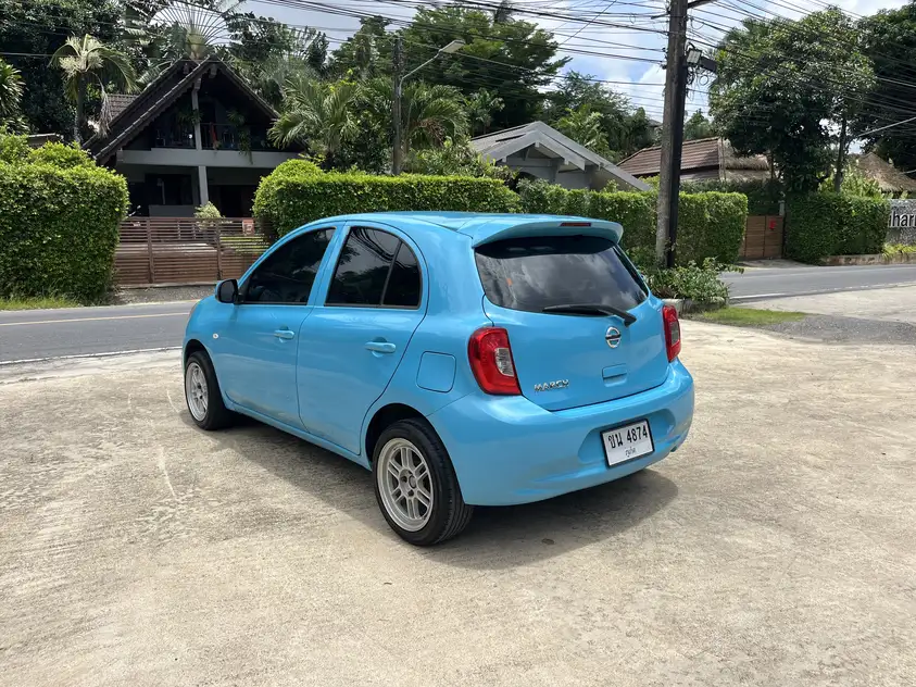 Nissan March