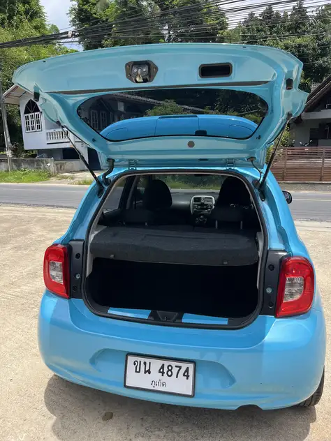 Nissan March