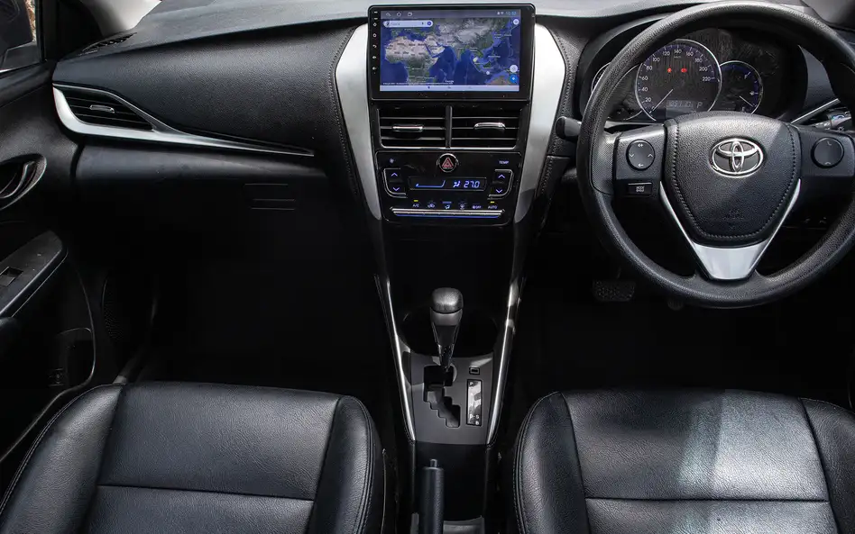Toyota Yaris Ativ