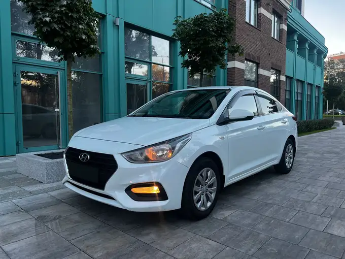 Hyundai Solaris