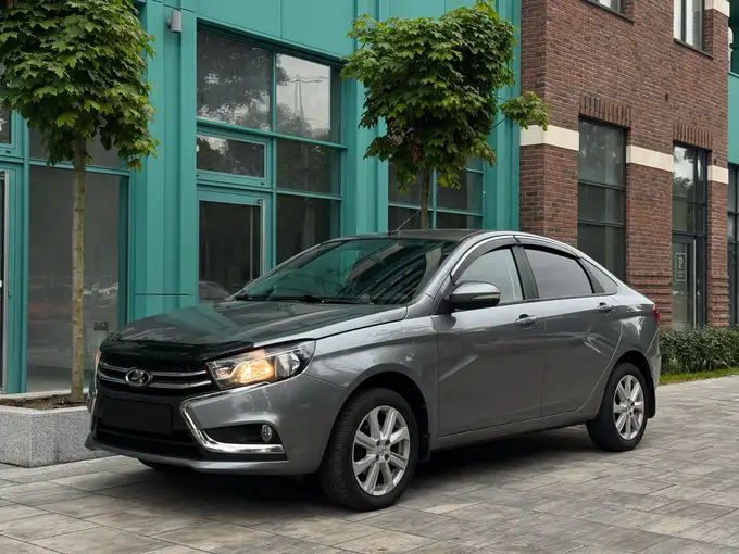 Lada Vesta