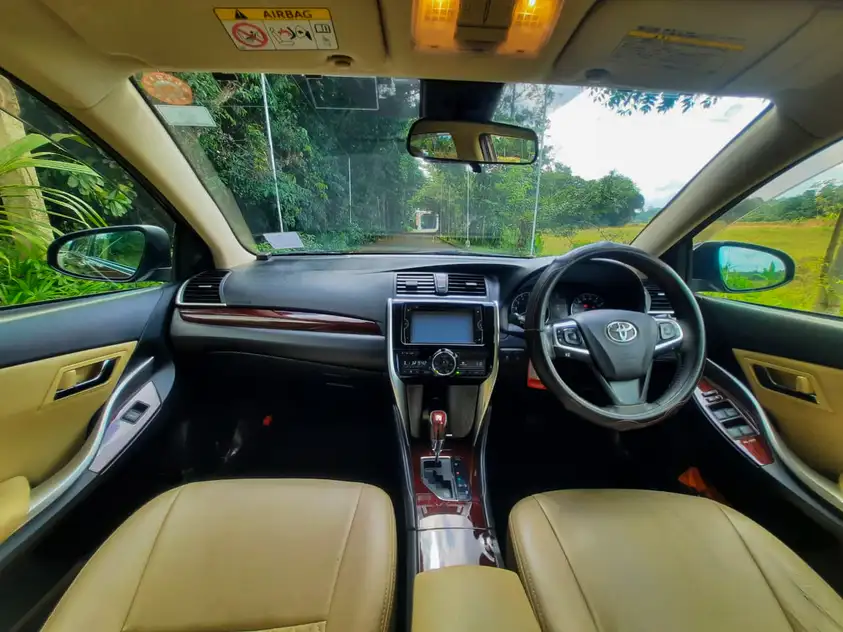 Toyota Premio