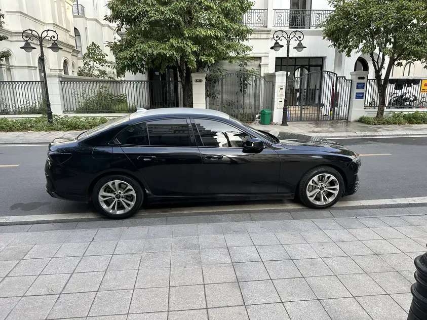 VinFast LUX A