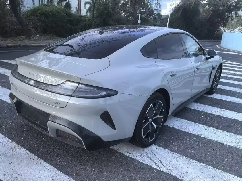 Xiaomi SU7