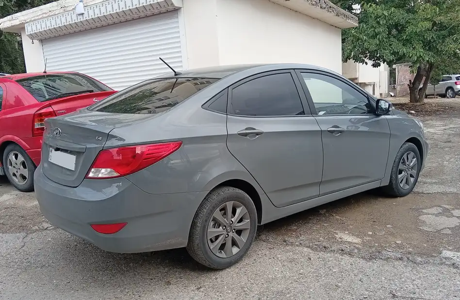 Hyundai Accent