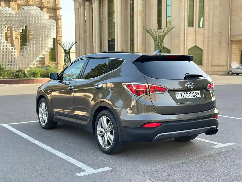 Hyundai Santa Fe