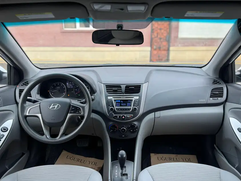 Hyundai Accent