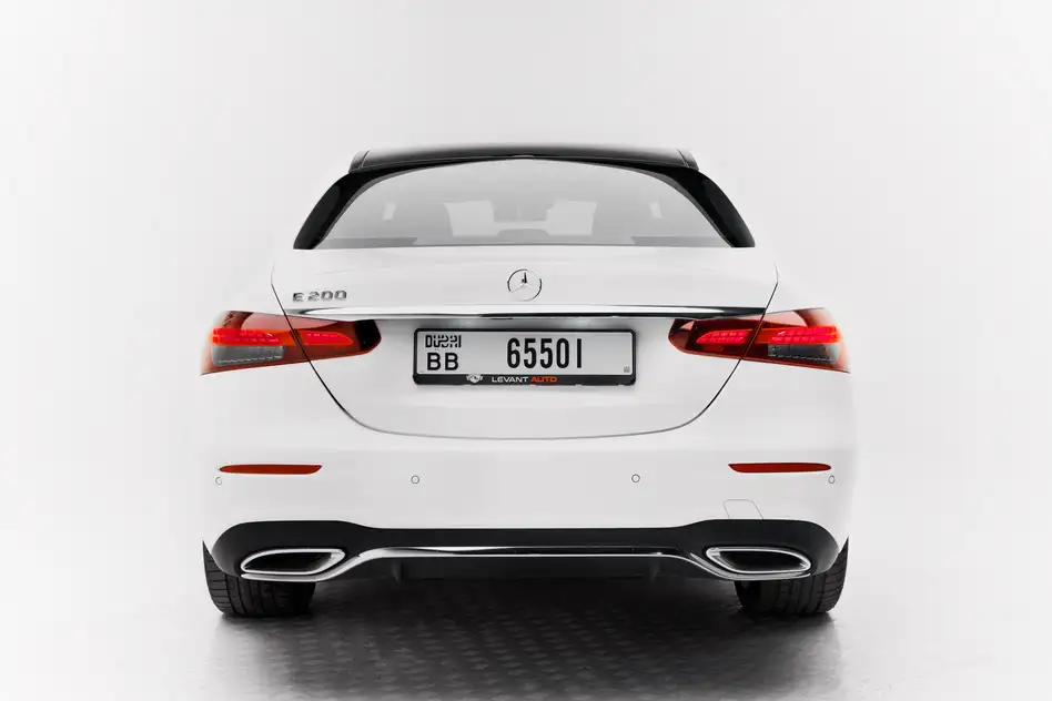 Mercedes E 200