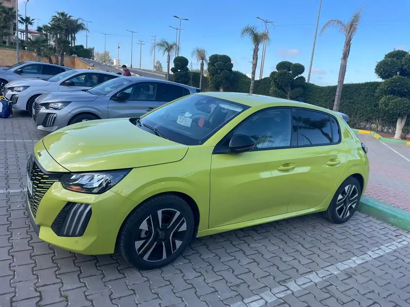 Peugeot 208