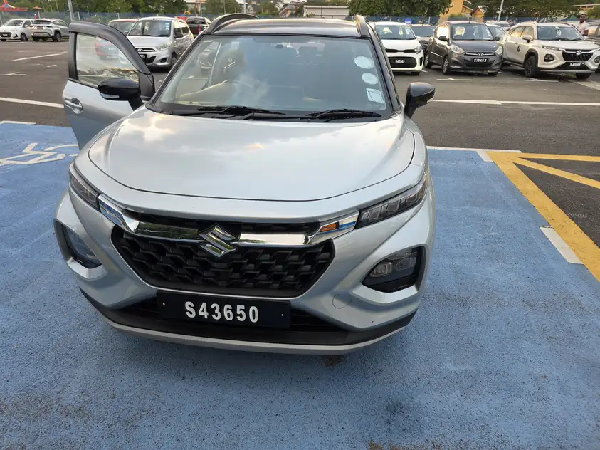 Suzuki Fronx