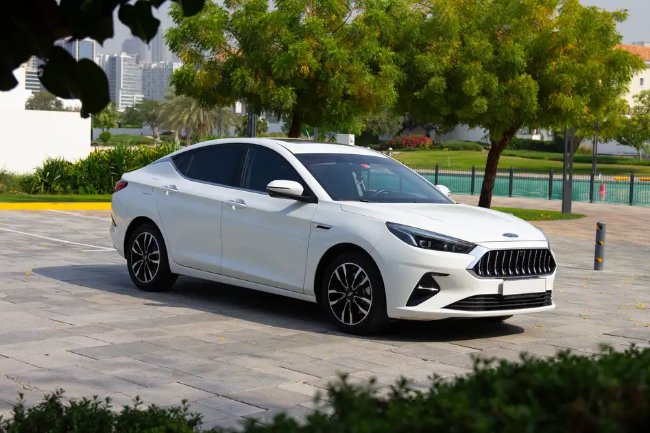 JAC J7