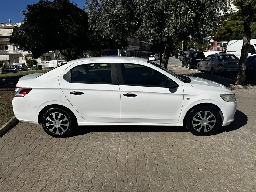 Peugeot 301