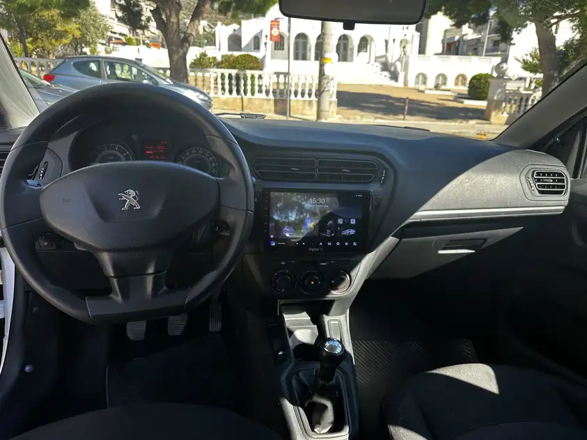 Peugeot 301