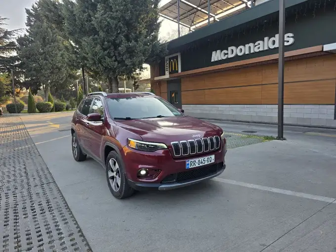 Jeep Cherokee