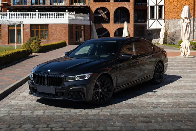 BMW 730