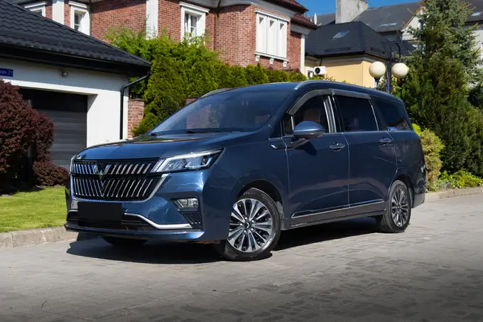 Wuling Jiachen