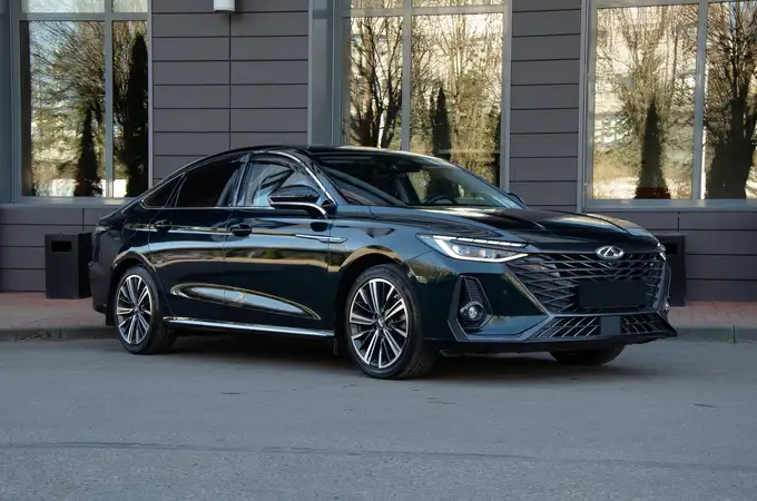 Chery Arrizo 8