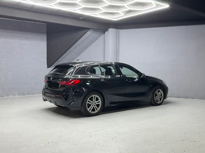 BMW 118i