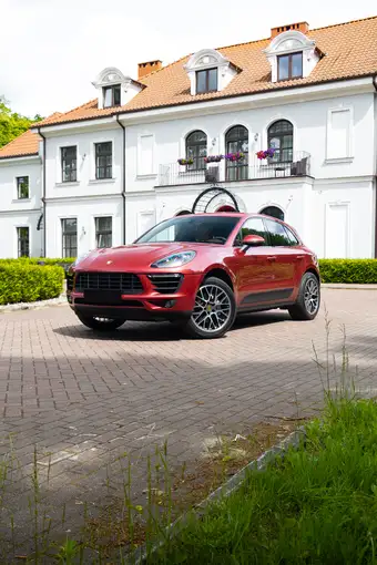 Porsche Macan S
