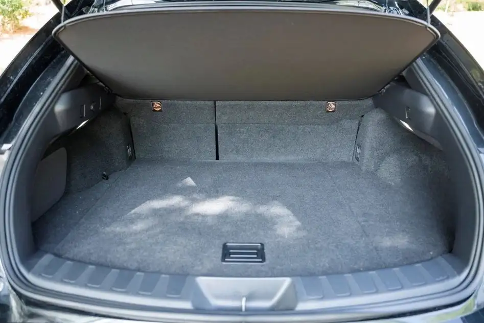 Lexus UX250