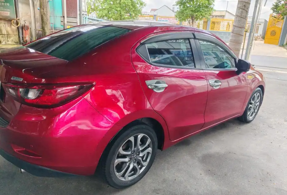 Mazda 2