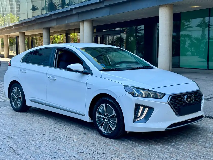Hyundai Ioniq