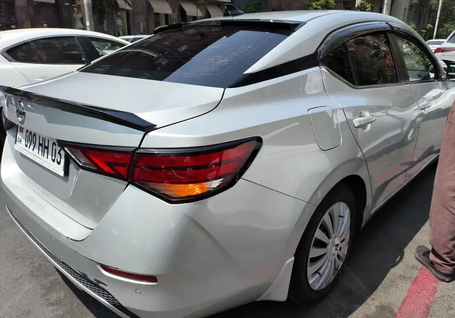 Nissan Sentra