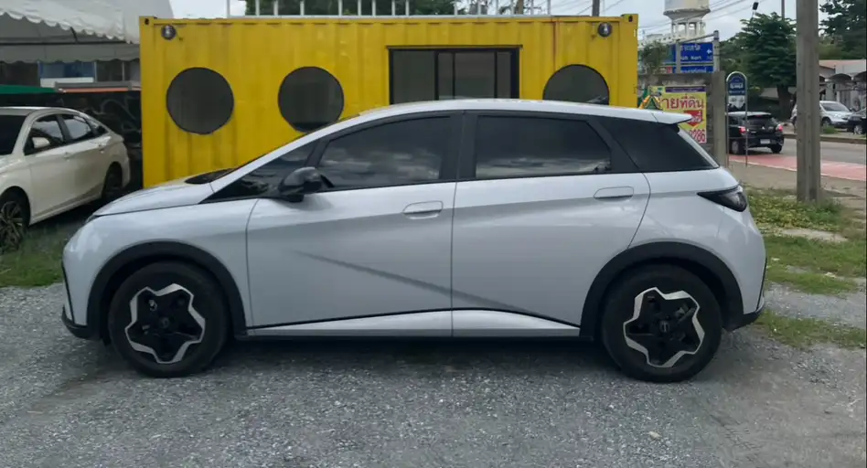 BYD Dolphin