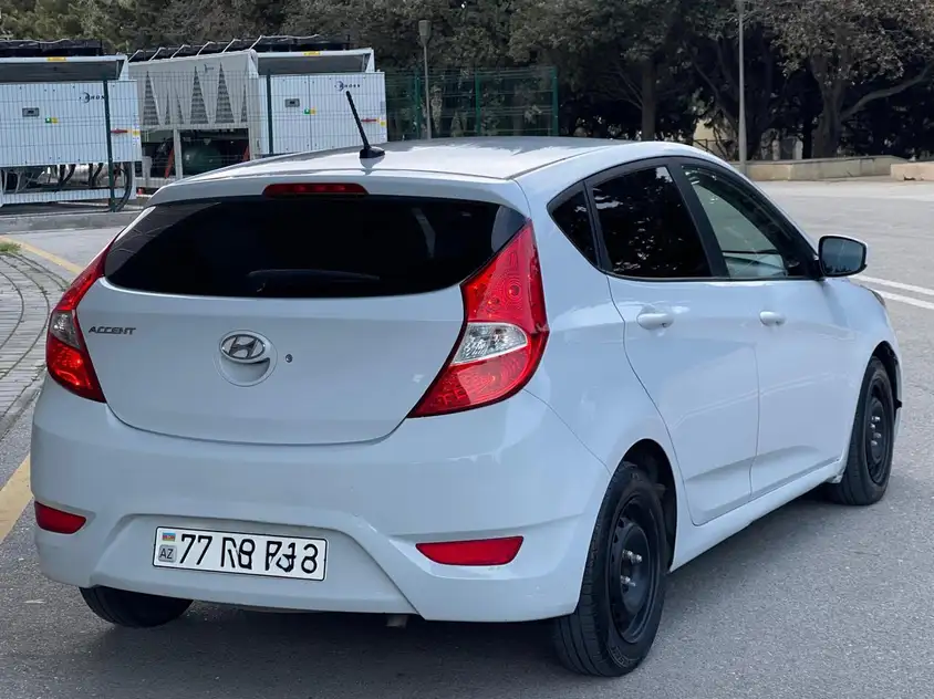 Hyundai Accent