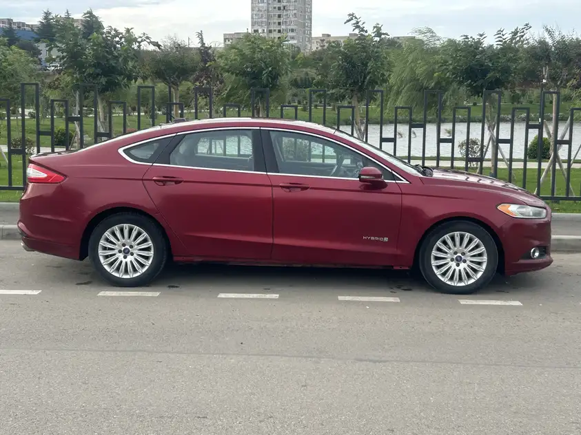 Ford Fusion